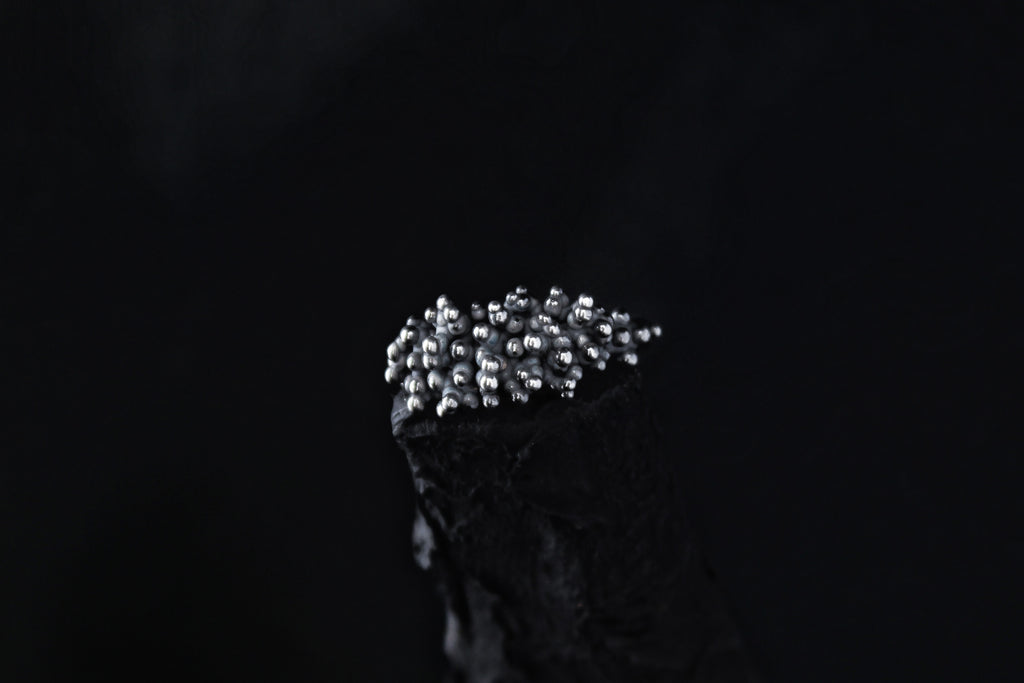 Handcrafted oxidised detailed silver droplets ring number 7 - Natt Jewellery