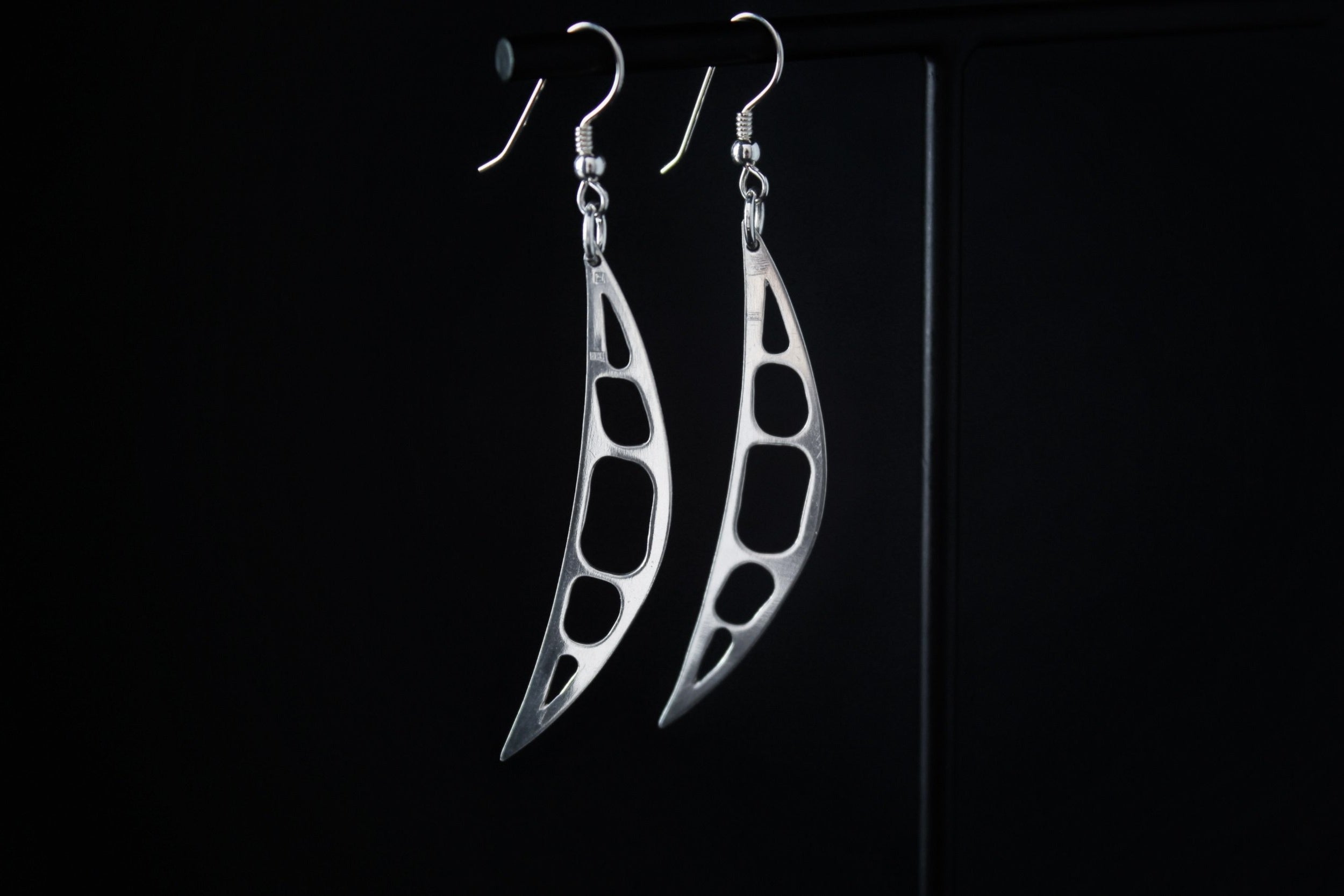 Lightweight silver dangle crescent earrings - Natt Jewellery
